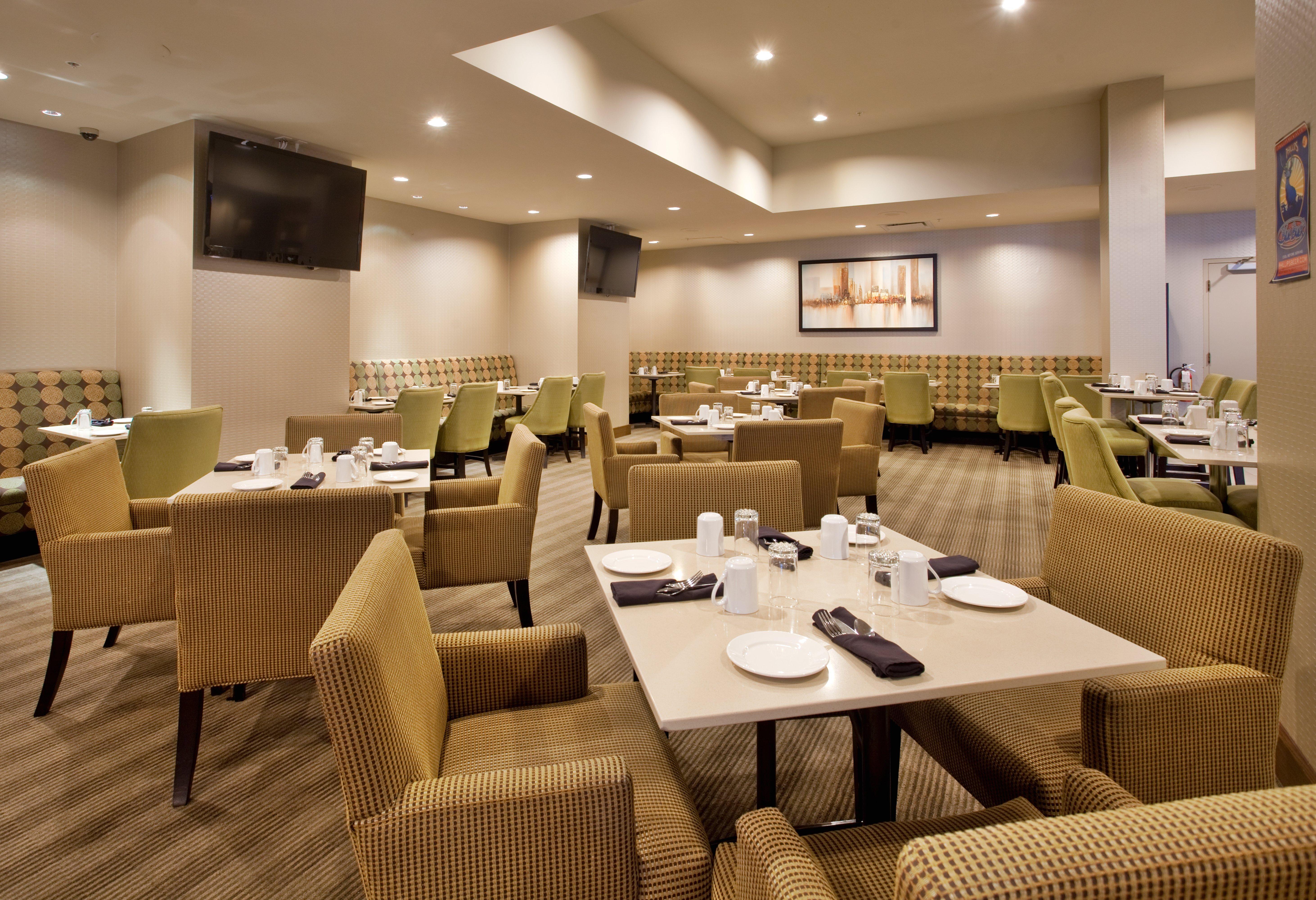 Holiday Inn Vancouver-Centre Broadway By Ihg Bagian luar foto
