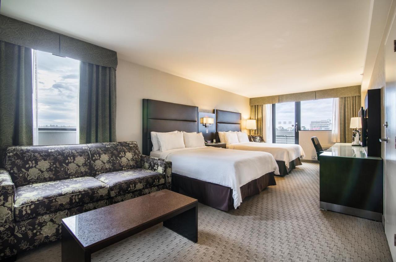 Holiday Inn Vancouver-Centre Broadway By Ihg Bagian luar foto